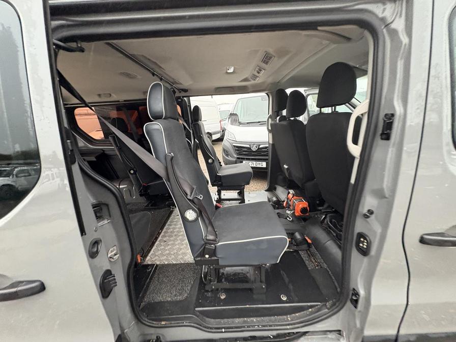 2018 Vauxhall Vivaro Combi – Model: Vivaro 2900 Combi CDTi ecoFLEX S/S – NK18CJU