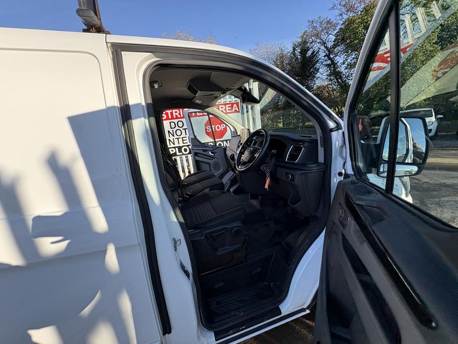 2019 Ford Transit Custom – Model: Transit Custom 300 Limited EcoBlue – DN69OMW