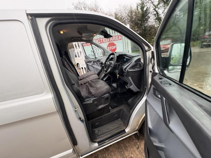 2016 Ford Transit Custom – Model: Transit Custom 290 Limited – WP66FSL