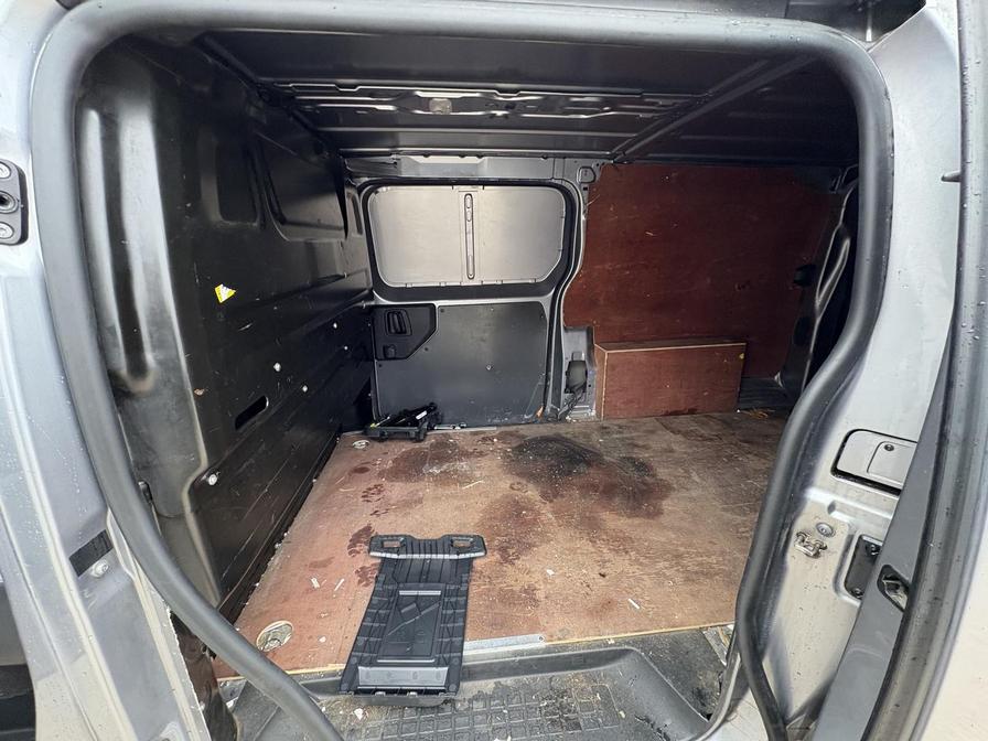 2020 Vauxhall Vivaro – Model: Vivaro 2900 Dynamic S/S – DV20AOK