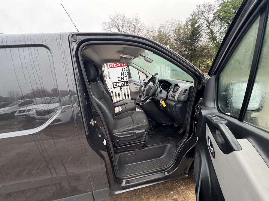 2019 Renault Trafic – Model: Trafic SL27 Sport Nav dCi – RF19KFJ