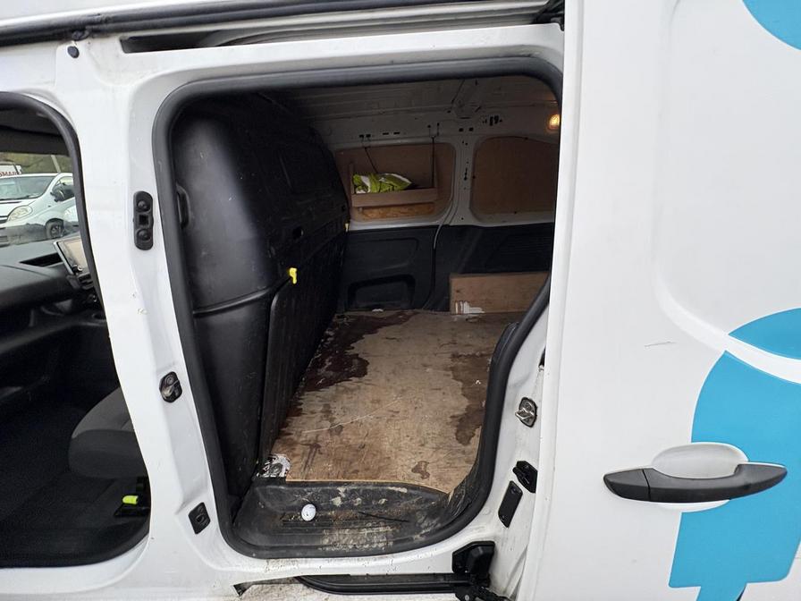 2020 Peugeot Partner – Model: Partner Professional L1 Blue HDi – CV20AMX