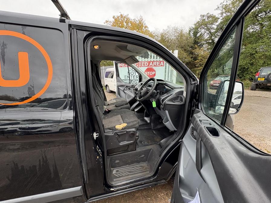 2018 Ford Transit Custom – Model: Transit Custom 270 – YP18CKJ