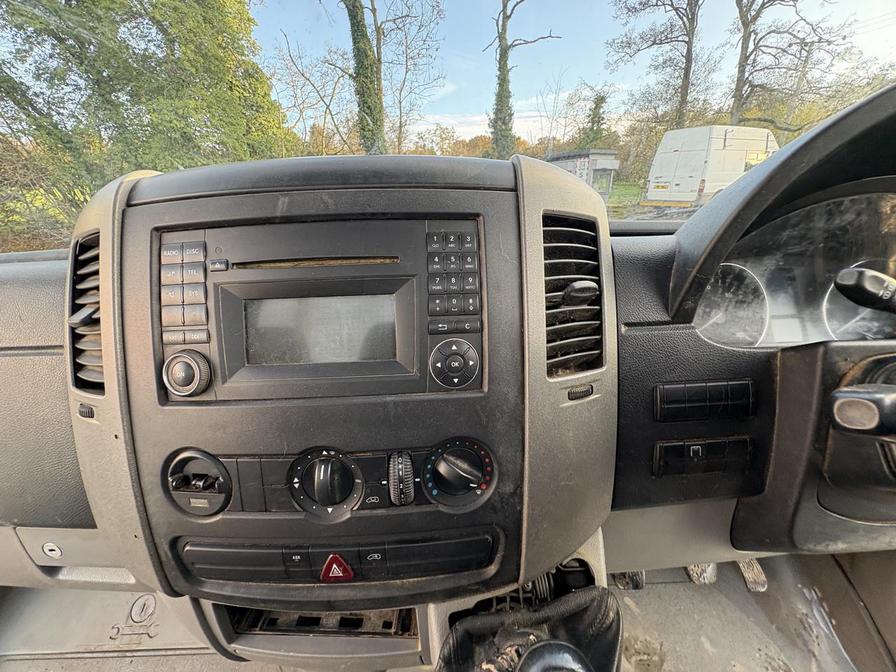 2010 Mercedes-Benz Sprinter – Model: Sprinter 313 CDI – SJ60OMX