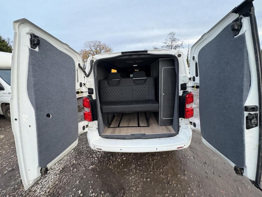 2020 Vauxhall Vivaro – Model: Vivaro 2900 Dynamic S/S – DY20OZJ