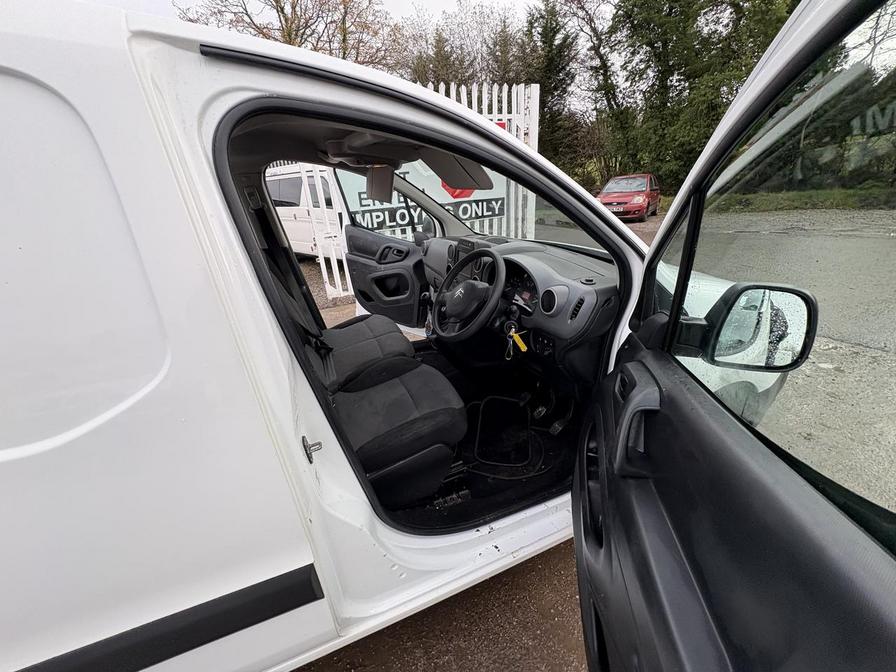 2018 Citroen Berlingo – Model: Berlingo 850 Enterprise Blue HDi – LD18DVC
