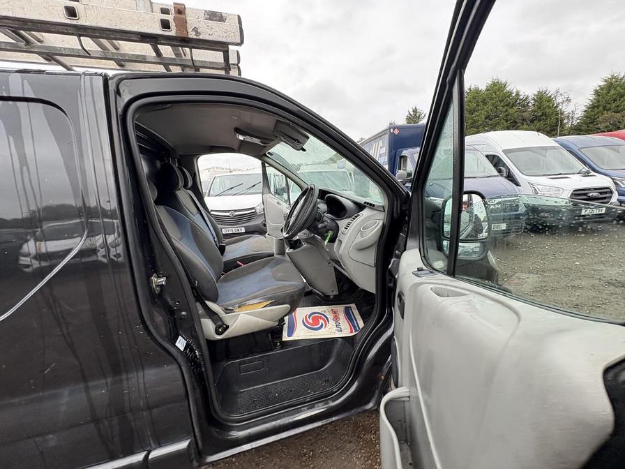 2013 Renault Trafic – Model: Trafic SL27 Sport DCI – DU63XUT