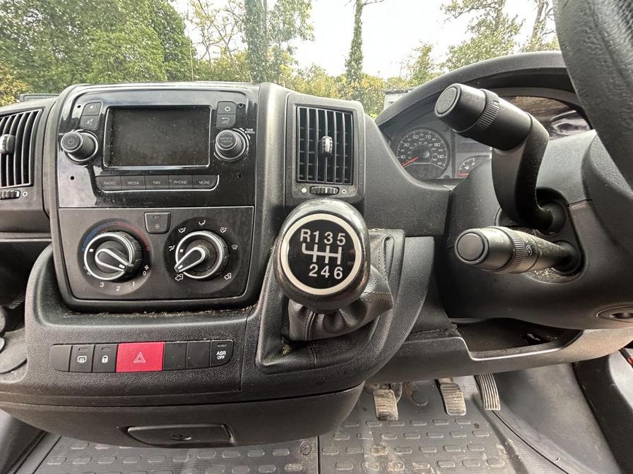 2020 Citroen Relay – Model: Relay 35 L2H2 Enterprise Blue HDi S/S – LC70OUB