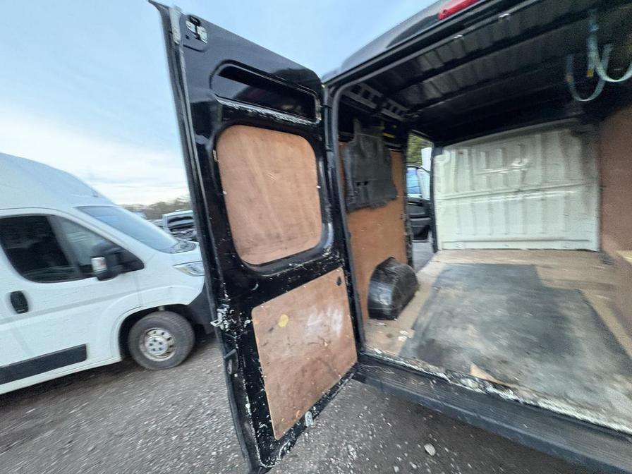 2021 Citroen Relay – Model: Relay 35 L2H2 Enterprise Blue HDi S/S – LA21VKE