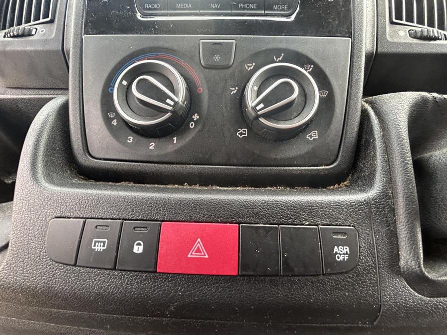 2020 Citroen Relay – Model: Relay 35 L2H2 Enterprise Blue HDi S/S – LC70OUB