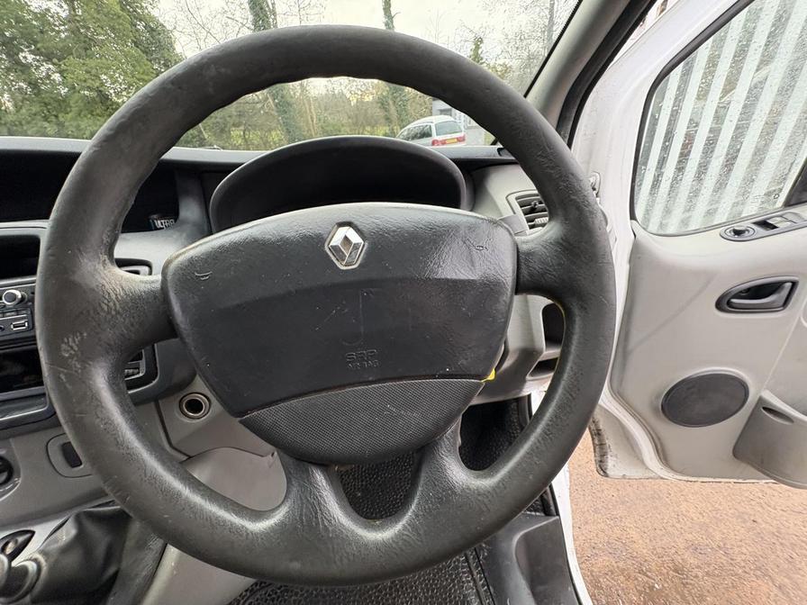 2014 Renault Trafic – Model: Trafic SL27 DCI – LC14XHJ