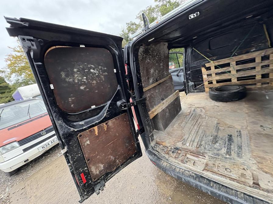 2018 Ford Transit Custom – Model: Transit Custom 270 – YP18CKJ