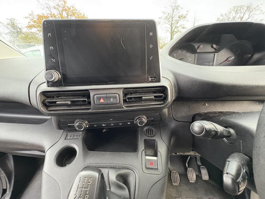 2020 Peugeot Partner – Model: Partner Professional L1 Blue HDi – CV20AMX