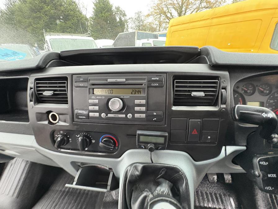 2012 Ford Transit – Model: Transit 115 T350 LWB Double Cab RWD – CV12XXF