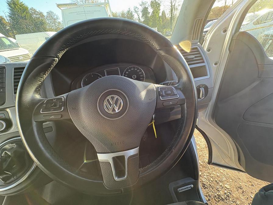 2013 Volkswagen Caravelle – Model: Caravelle Executive BlueMotion Technology TDI Auto – LN63XLC