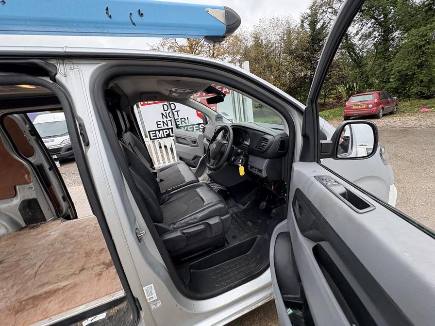 2018 Citroen Dispatch – Model: Dispatch 1000 Enterprise Blue HDi S/S – LB18LYS