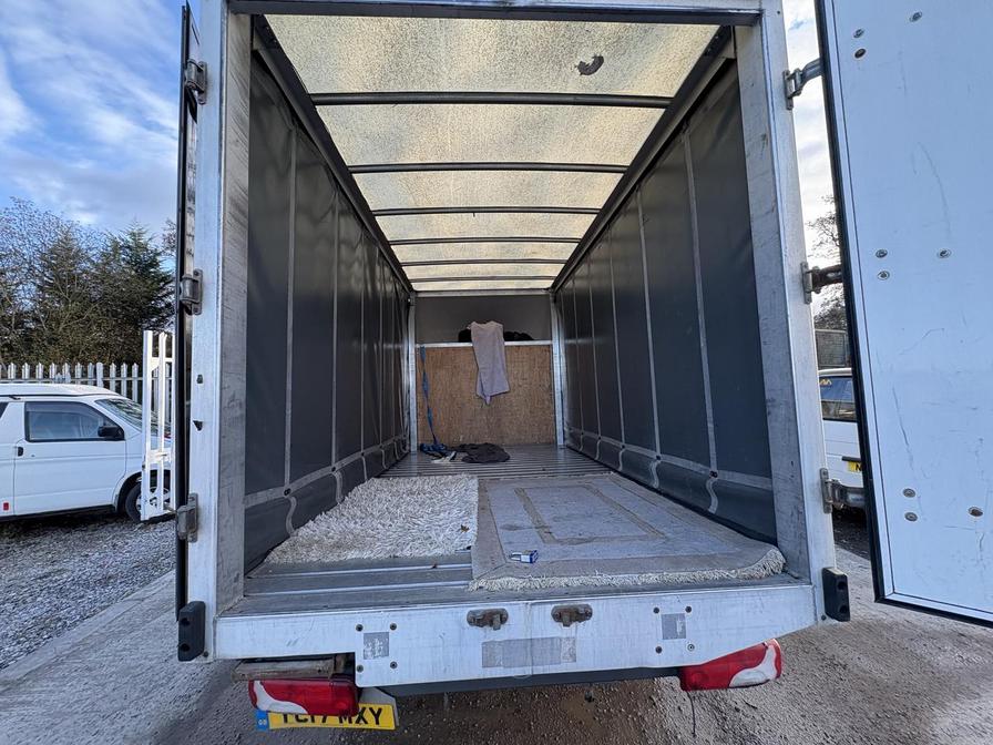 2017 Volkswagen Crafter – Model: Crafter CR35 TDI BlueMotion Technology – YC17MXY