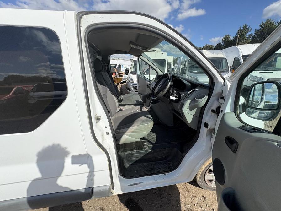 2011 Vauxhall Vivaro – Model: Vivaro 2700 CDTi 89 SWB – SG61KWF