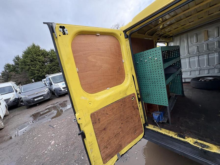 2015 Peugeot Boxer – Model: Boxer 333 L1H1 HDi – FY65ZBL