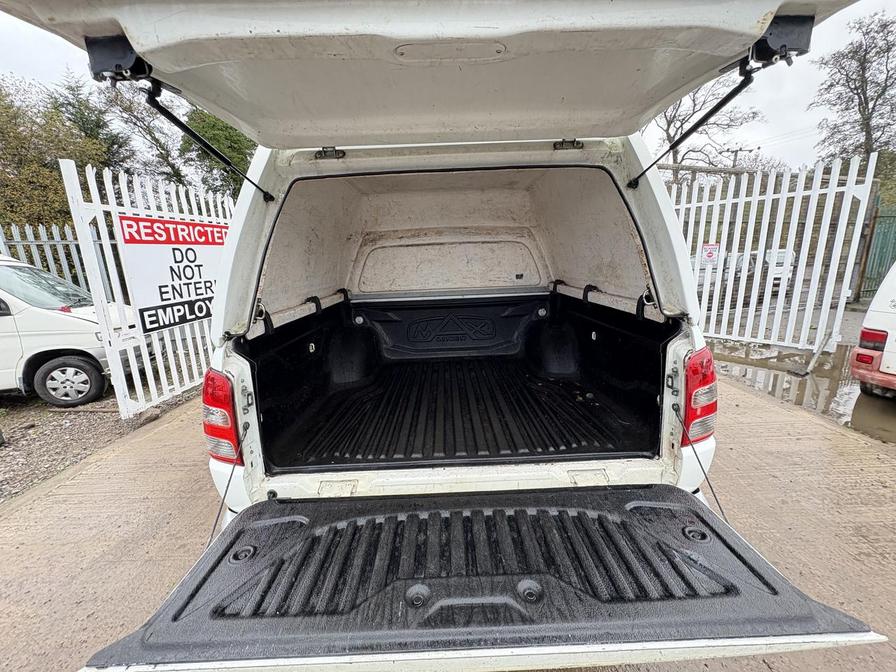 2017 Mitsubishi L200 – Model: L200 Warrior DI-D – DX17SFF/C17KRO