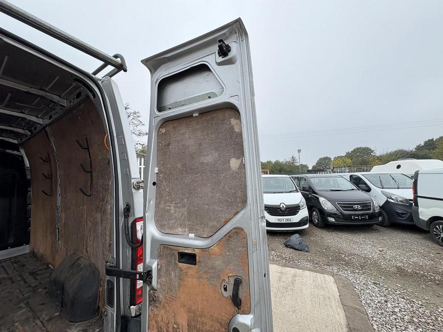 2017 Vauxhall Movano – Model: Movano L2H2 F3500 CDTI – DC66FXZ