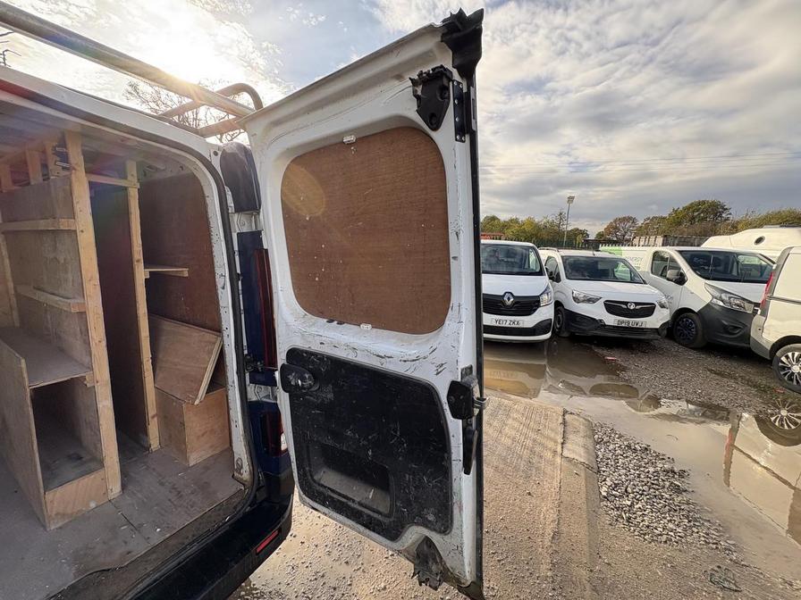 2020 Renault Trafic – Model: Trafic LL30 Business+ Energy dCi – YH70WXY