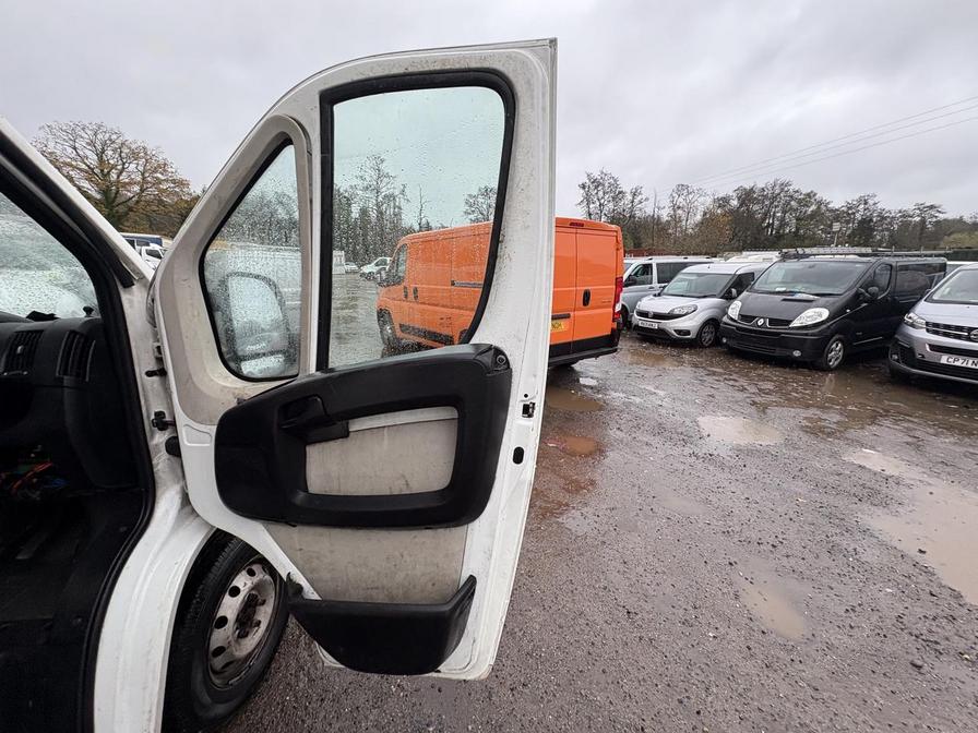 2020 Peugeot Boxer – Model: Boxer 335 Blue HDi – YN70DLU
