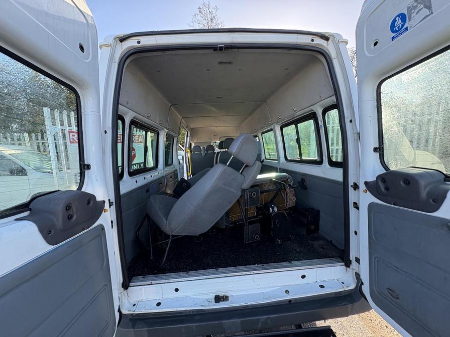 2009 Ford Transit – Model: Transit 140 T430 17s RWD – CP09KXA