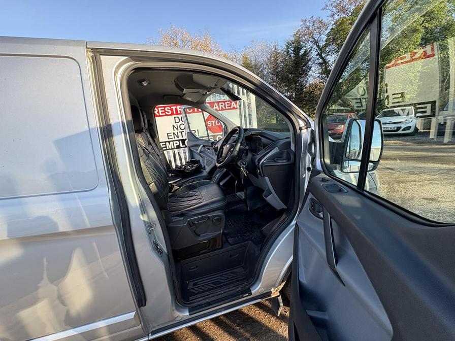 2016 Ford Transit Custom – Model: Transit Custom 290 Ltd E-Tech – EX16FOV