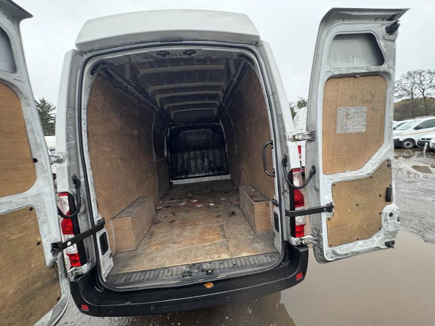 2020 Vauxhall Movano – Model: Movano L3H3 F3500 CDTi – DN70GYV