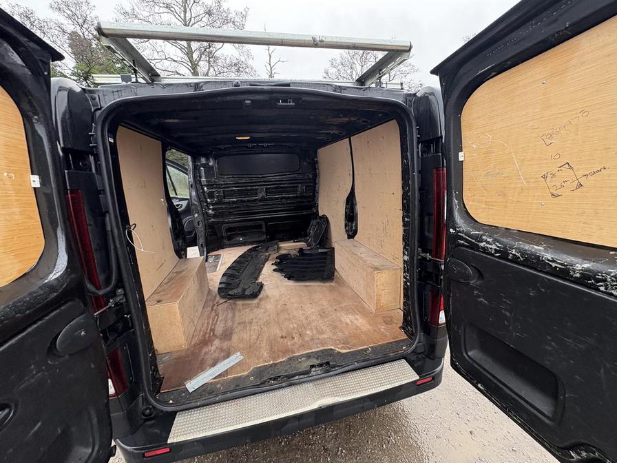 2019 Renault Trafic – Model: Trafic SL27 Sport Nav dCi – RF19KFJ