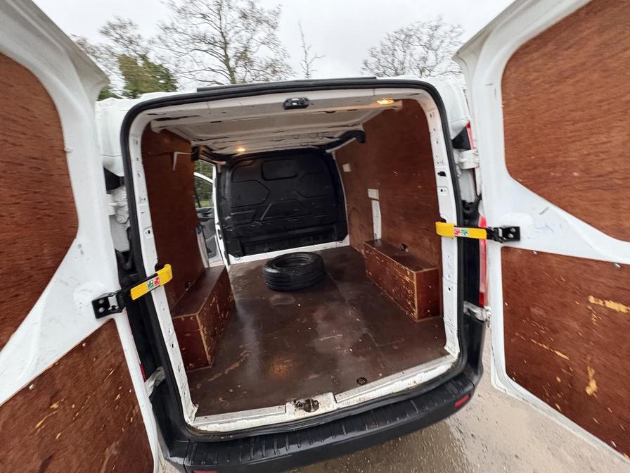 2018 Ford Transit Custom – Model: Transit Custom 300 Base – AY68JBO