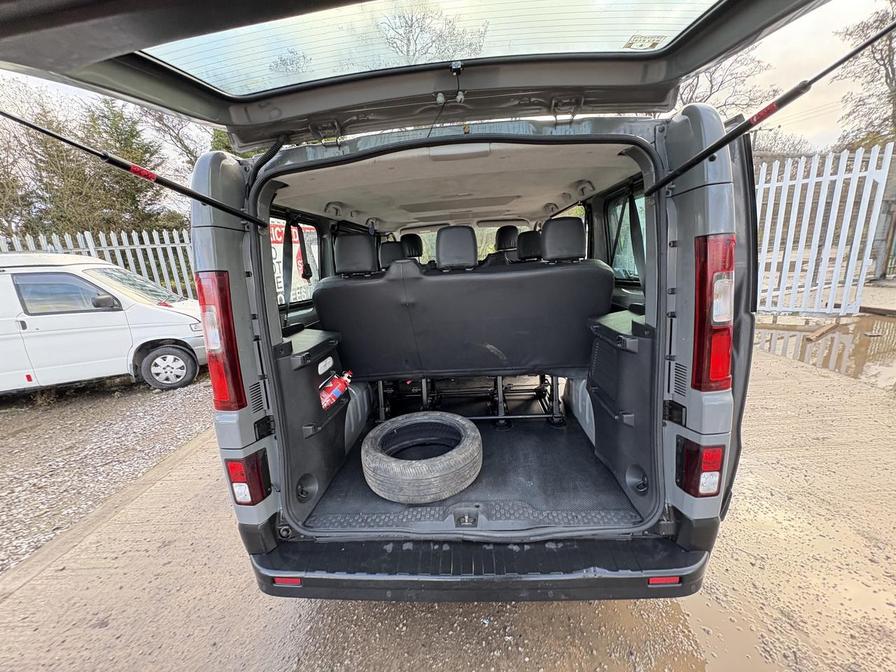 2017 Nissan NV300 – Model: NV300 Tekna DCI – KS17OKA