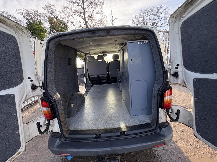 2007 Volkswagen Transporter – Model: Transporter T28 102 TDI SWB – YY07GPU