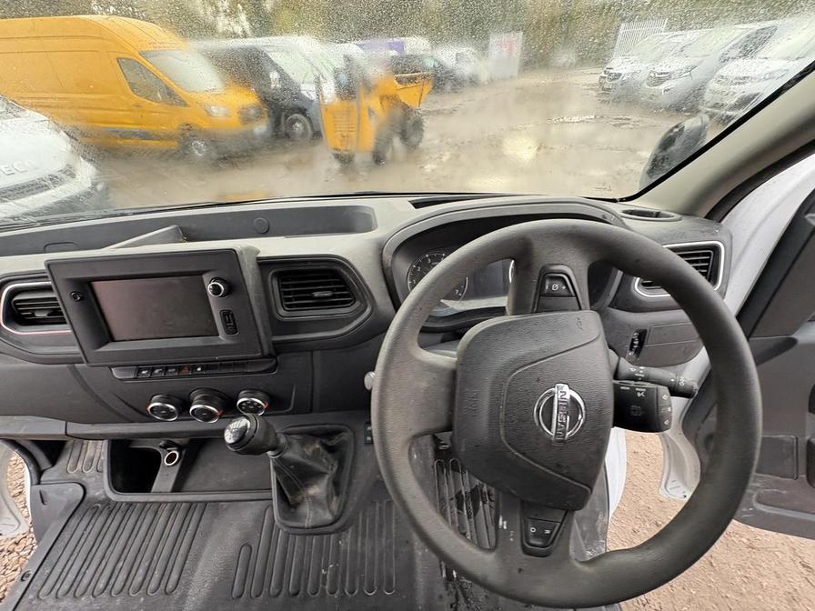 2023 Nissan Interstar – Model: Interstar Tekna DCI – DX23CNC