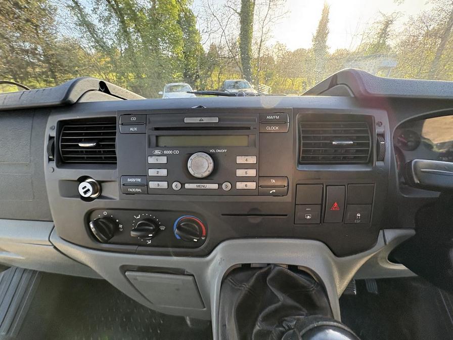 2009 Ford Transit – Model: Transit 140 T430 17s RWD – CP09KXA