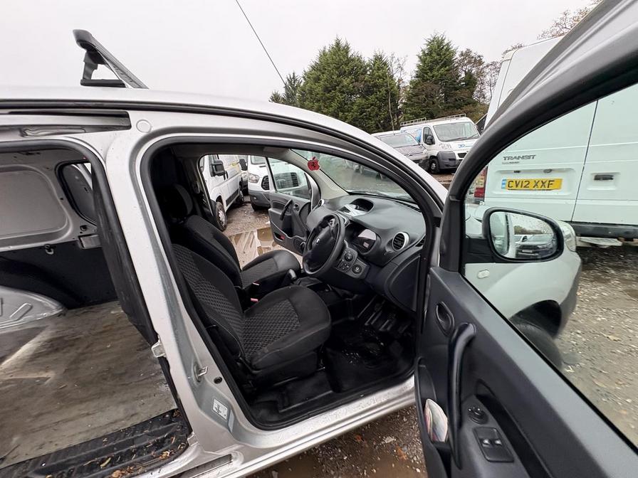 2015 Renault Kangoo Maxi – Model: Kangoo Maxi LL21 Core dCi – PK15FDC CHECK COOLANT