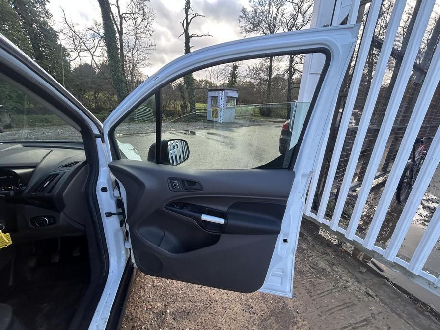 2019 Ford Transit Connect – Model: Transit Connect 200 Trend TDCi – WV69UVA