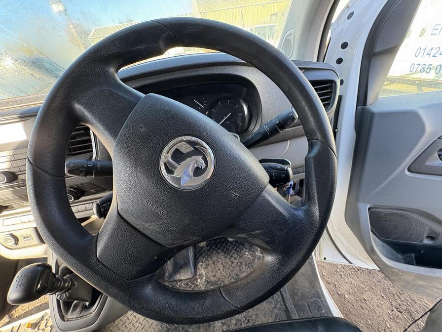 2021 Vauxhall Vivaro – Model: Vivaro 2700 Edition S/S – YC71HKW