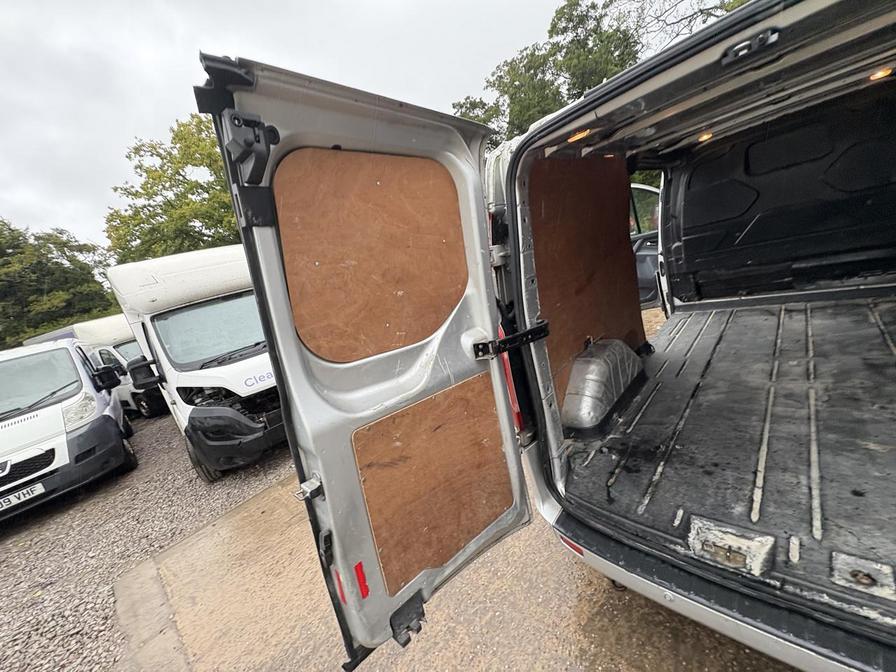 2017 Ford Transit Custom – Model: Transit Custom 290 Limited – WT17ACF