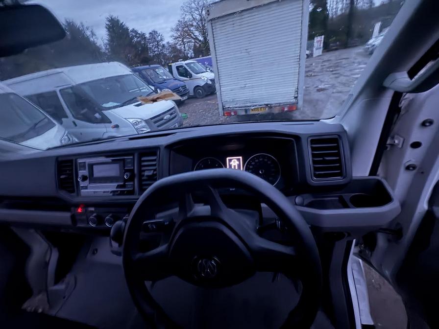 2021 Volkswagen Crafter – Model: Crafter CR35 Startline TDI Auto – RV21ZRG