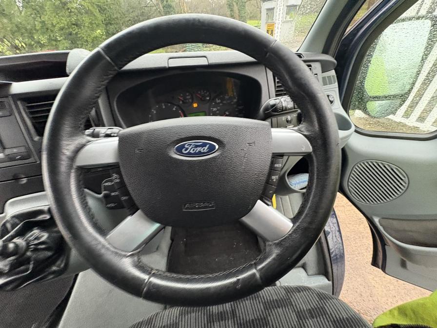 2010 Ford Transit – Model: Transit 140 T280 SWB Limited Touring – GY10XFF