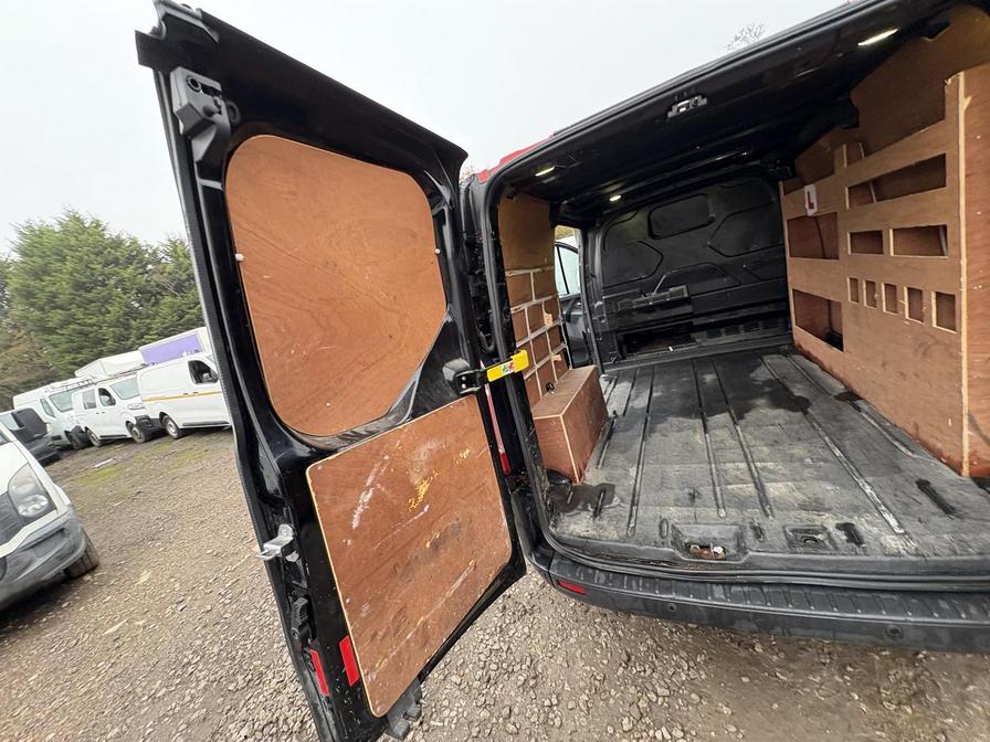 2018 Ford Transit Custom – Model: Transit Custom 290 Trend Colour Edition – KT18UUD