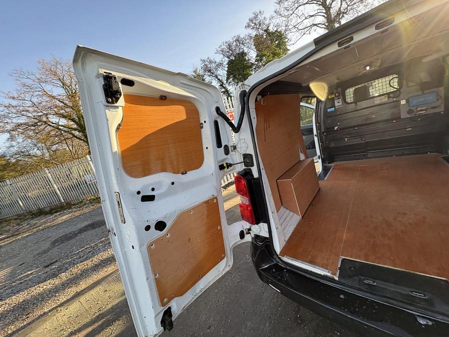 2019 Toyota Proace – Model: Proace Icon – PJ19WFN