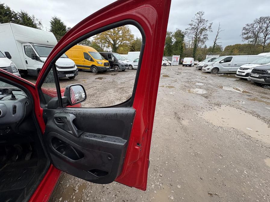 2015 Citroen Berlingo – Model: Berlingo 625 XTR+ HDi – EY65LDJ