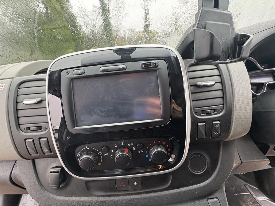 2019 Renault Trafic – Model: Trafic SL27 Sport Nav dCi – RF19KFJ