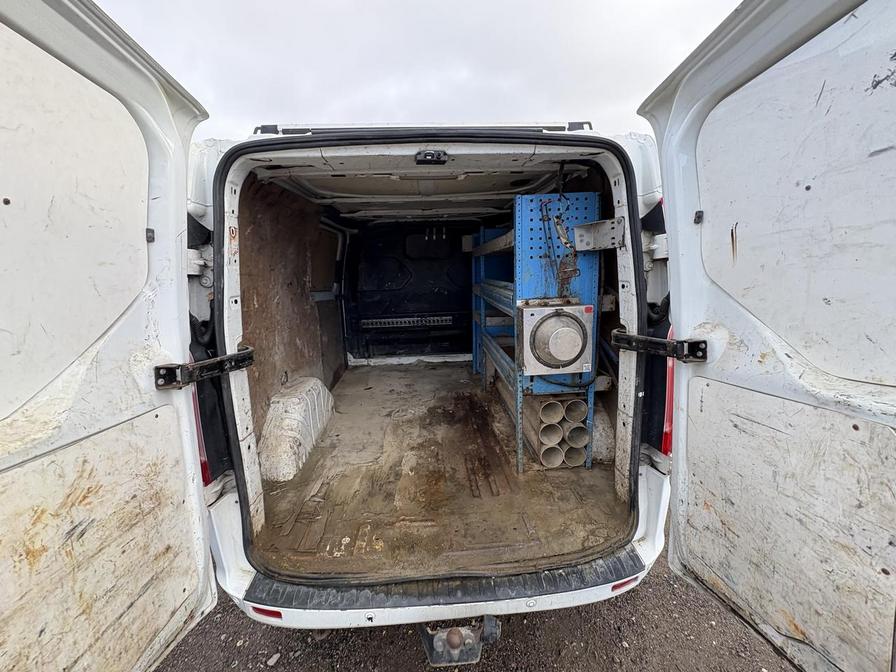 2016 Ford Transit Custom – Model: Transit Custom 270 Limited E-Tech – EO16MFV