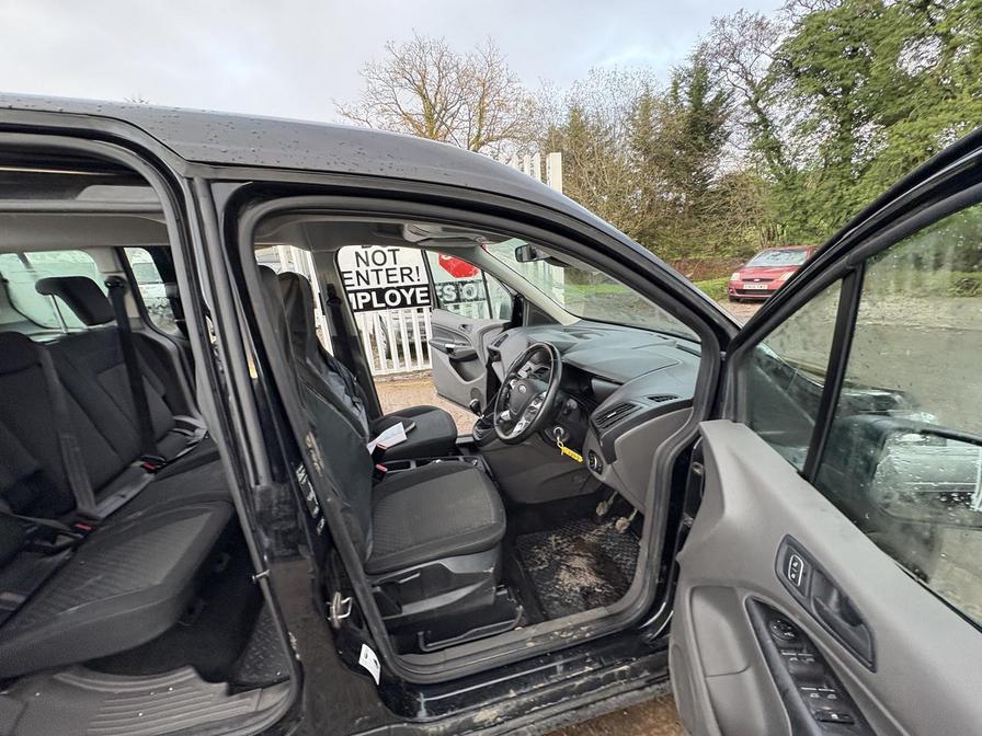 2019 Ford Tourneo Connect – Model: Tourneo Connect Zetec TDCi – WF69YBY