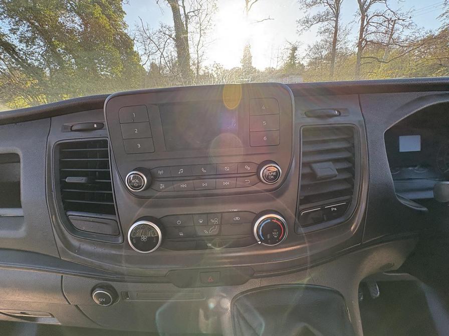 2018 Ford Transit Custom – Model: Transit Custom 280 Trend – YR68XFP