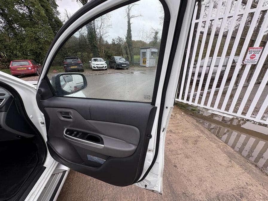 2017 Mitsubishi L200 – Model: L200 Warrior DI-D – DX17SFF/C17KRO